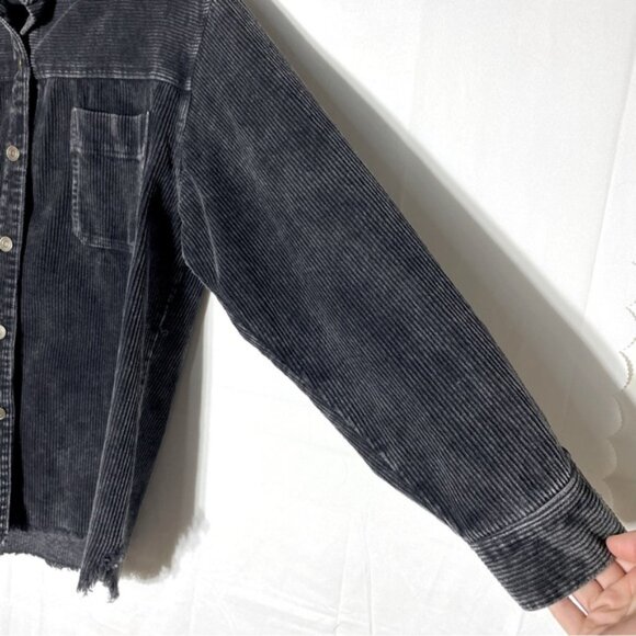SOLD-La Miel Washed Black Corduroy Button-Up Shirt Shacket W Raw Hem M - Picture 11 of 16